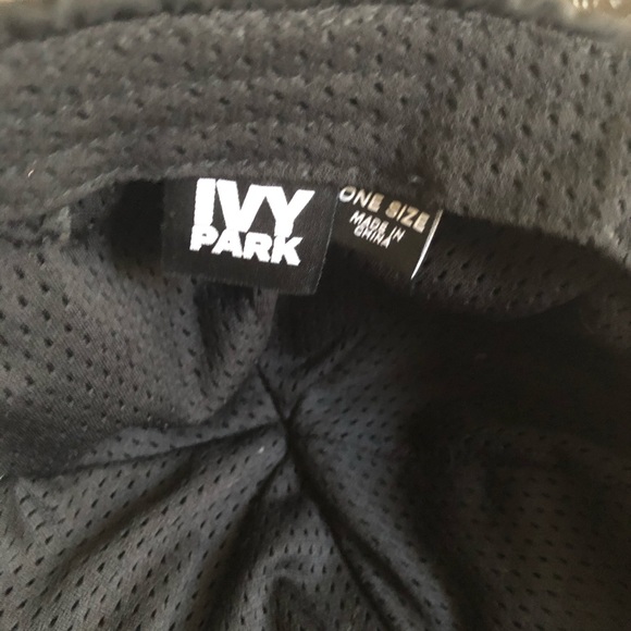SOLD IVY PARK | Athletic Black Cap - Picture 4 of 6